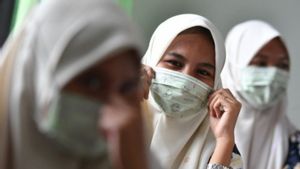 Epidemiolog UGM Nilai Pelonggaran Aturan Masker Sudah Tepat