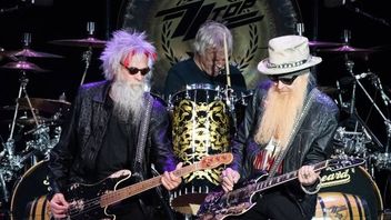 弗兰克·比尔德(Frank Beard)因健康问题而退出了ZZ Top Tour