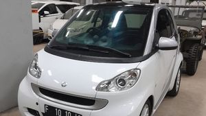 KPK Sita 3 Mobil Andhi Pramono dari Rumahnya, Ada CRV hingga Smart Fortwo