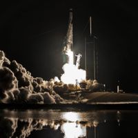 SpaceX Sukses Luncurkan Misi Empak Awak ke ISS, Jangan Lupa Beri Lima Bintang 
