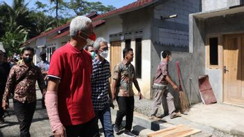 Ganjar Pranowo Siapkan Ratusan Rumah Layak Huni Bagi Warga Miskin