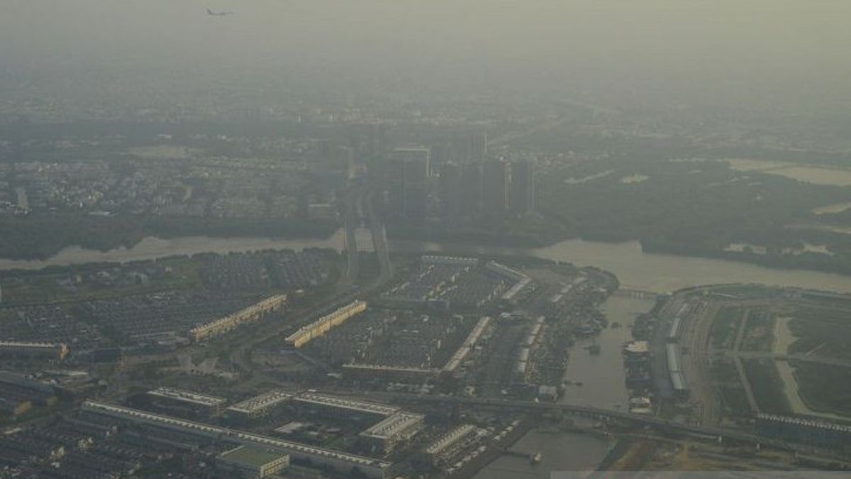 Senin Pagi, Kualitas Udara Jakarta Peringkat 10 Terburuk di Dunia