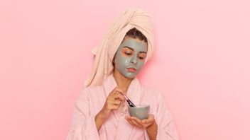 When Should We Use Clay Mask? Here's The Explanation