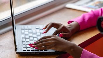 Gampang Banget, Begini Cara Mengubah Bahasa di Laptop Windos dan MacOS 