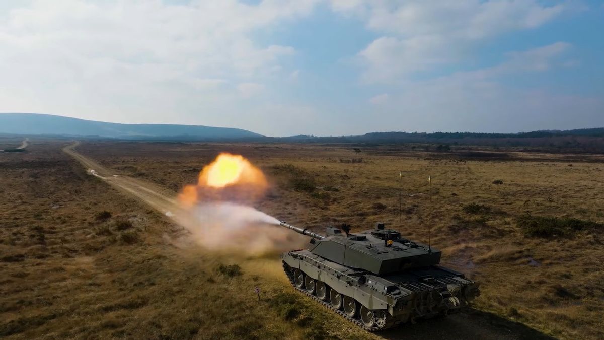 Ukrainian Army Completes Challenger 2 Tank Training, British Defense Minister: We Will Continue To Support Them