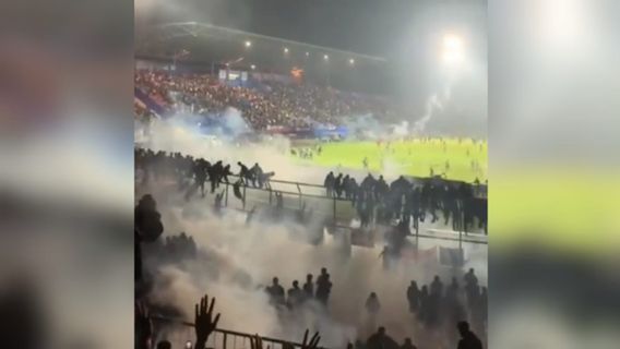 Tragedi Stadion Kanjuruhan Ratusan Orang Tewas, LIB Hentikan Sementara Liga 1 Indonesia Musim 2022-2023