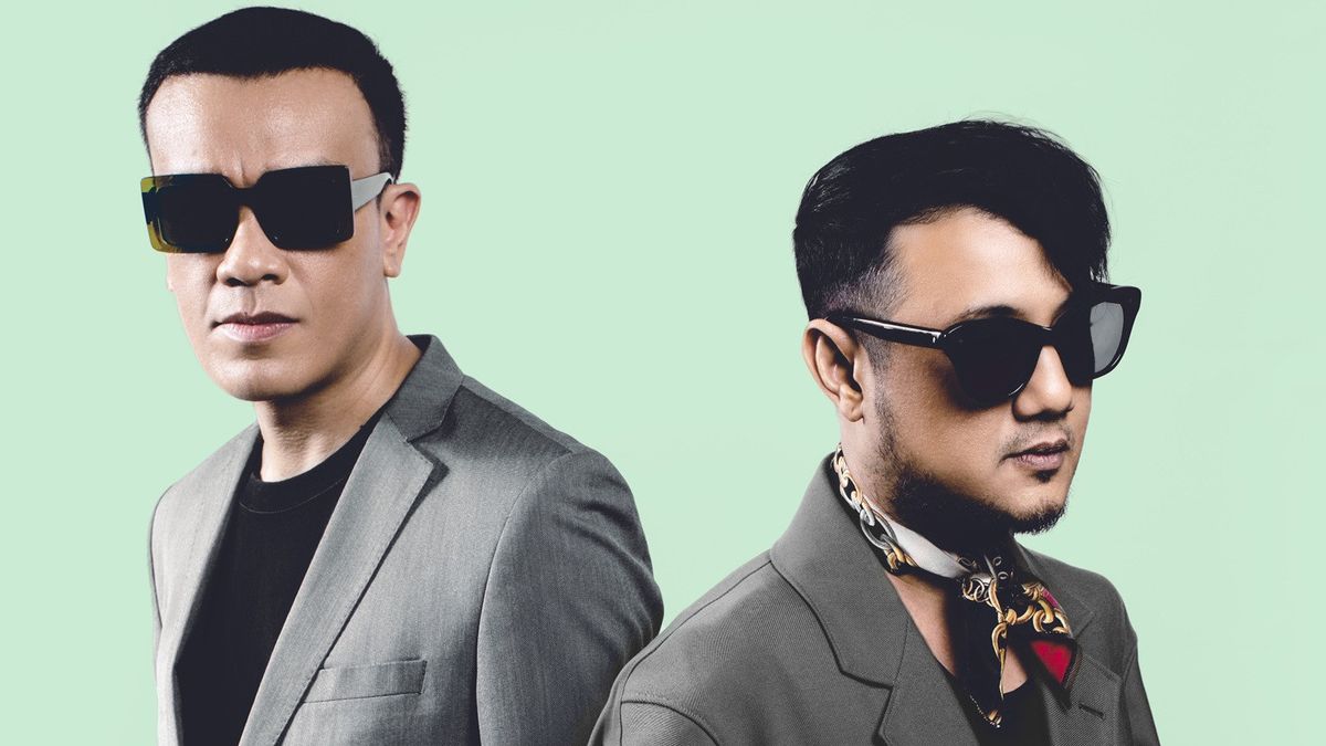 Showbiz Awali Langkahnya di Industri Musik lewat Single Debut, <i>Precious Time</i>