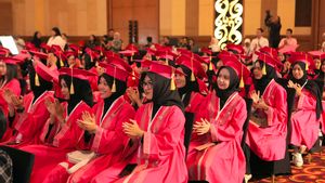 Inisiatif Mendorong Perempuan Muda Menggapai Mimpi lewat Akses Pendidikan Tinggi