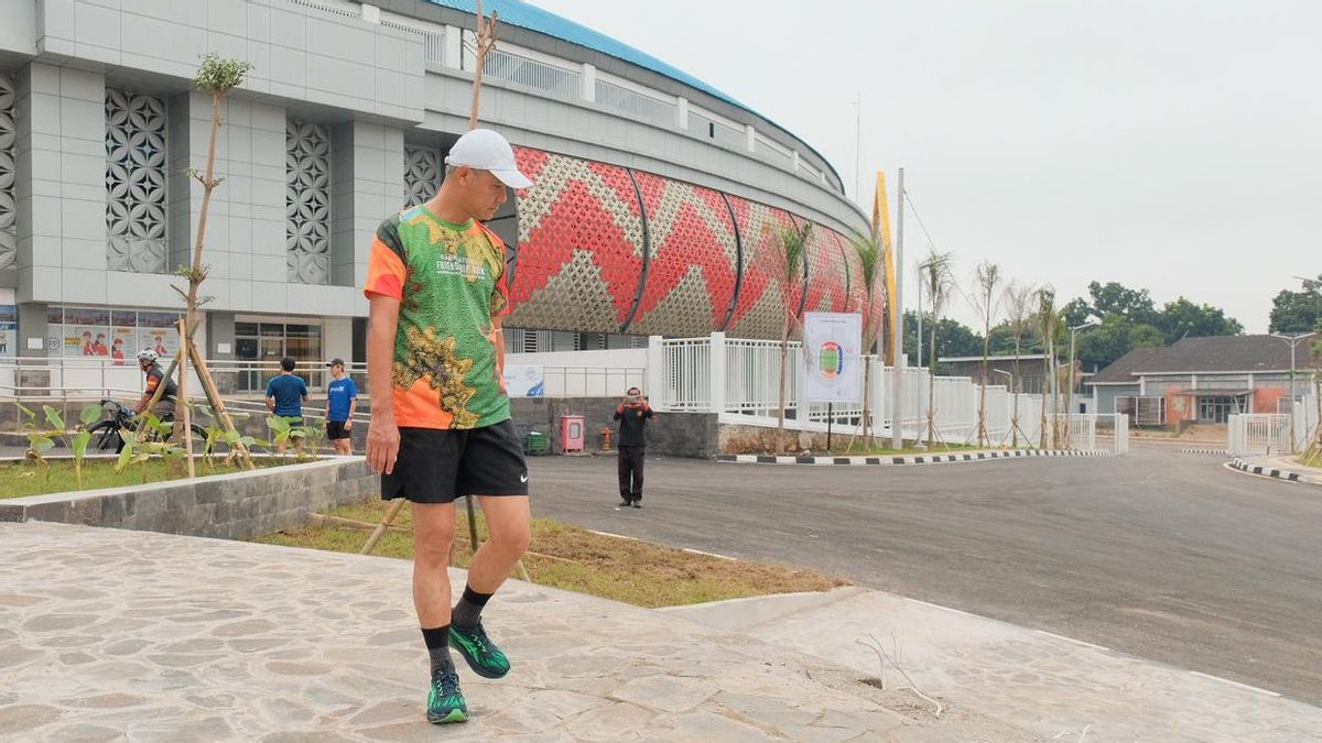 Blusukan Ke Stadion Jatidiri, Ganjar Kesalu Menemukan Bangunan Terrusak: Yang Memperindakan, Kasih Kualitas Bagus