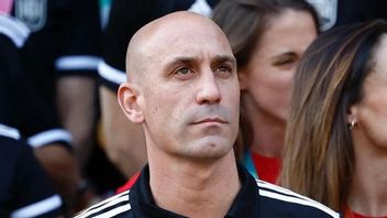 Luis Rubiales Withdraws From The RFEF Presidential Seat In The Aftermath Of The Controversy In Kissing The Lips Of Women's National Team Player Jenni Hermoso