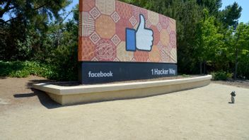 違法なコンテンツを削除できず、FacebookはロシアでRp139億の罰金に直面しています