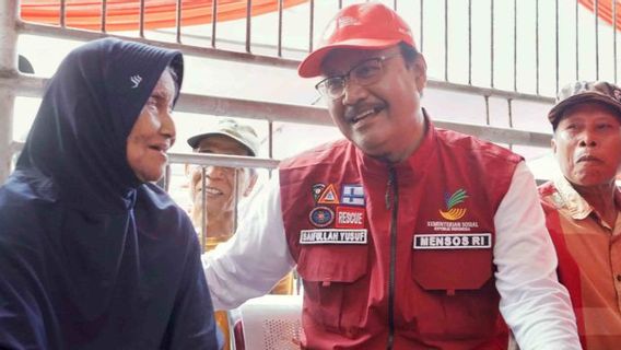 Kemensos Fasilitasi 1.300 Lansia Operasi Katarak Gratis Saat Hari Lansia