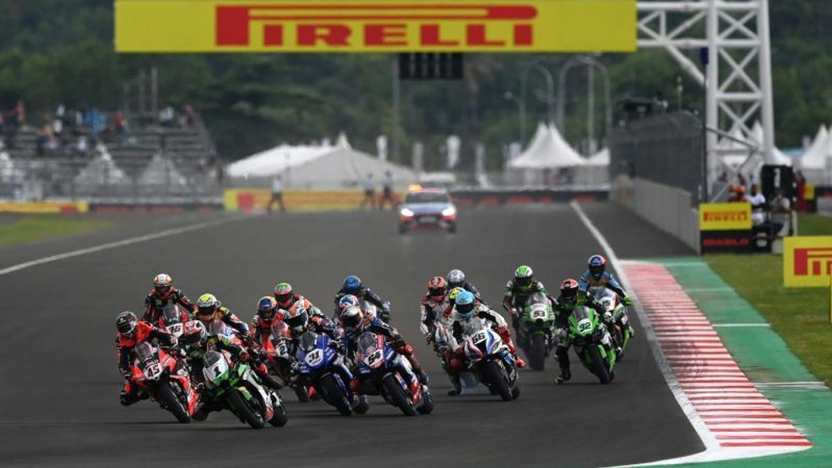 الليلة ، سيكون هناك طفرة في التدفق العكسي لجمهور Mandalika MotoGP ، ما هي خطوات توقع وزارة النقل؟