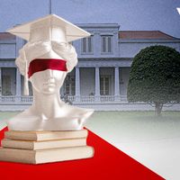 Menara Gading yang Terkepung