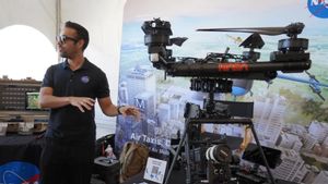 NASA Showcases Drones And Space Wahana At California Air Exhibition