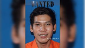 This Man Is A Fugitive From The Police, His Name Is Yandi Supriyadi, A Suspect Of Obscenity At The Pinang Orphanage, Tangerang