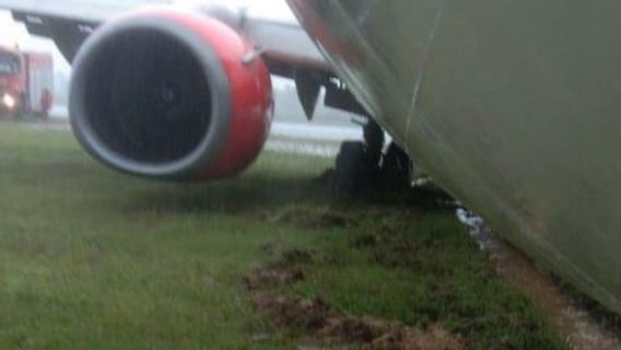 狮子航空飞机在兰蓬脱轨， 所有乘客幸存下来