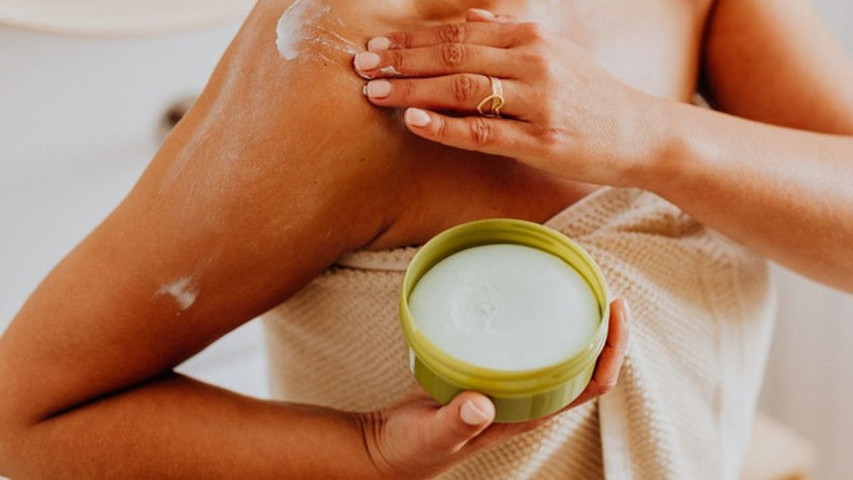 Know The Uses And Differences Between Body Butter And Body Lotion