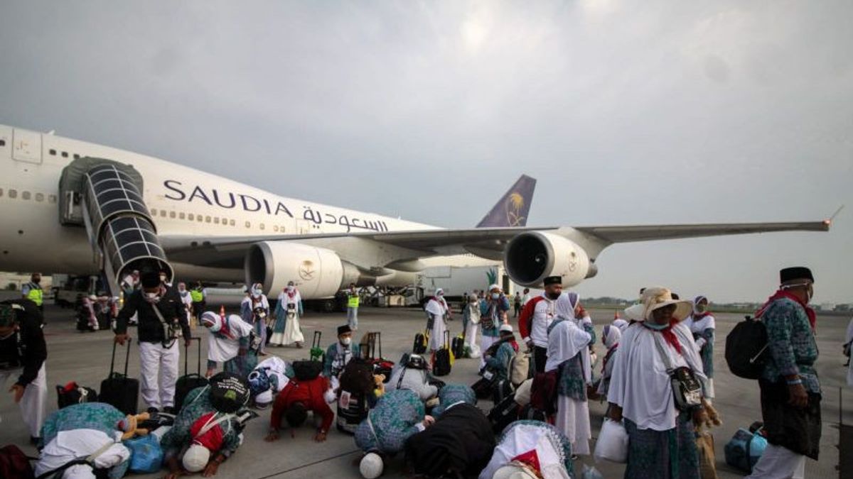 The 450 Pilgrims Of The First Surabaya Hajj Group, Who Were Released By Vice President Ma'ruf Amin, Have Returned To Their Homeland