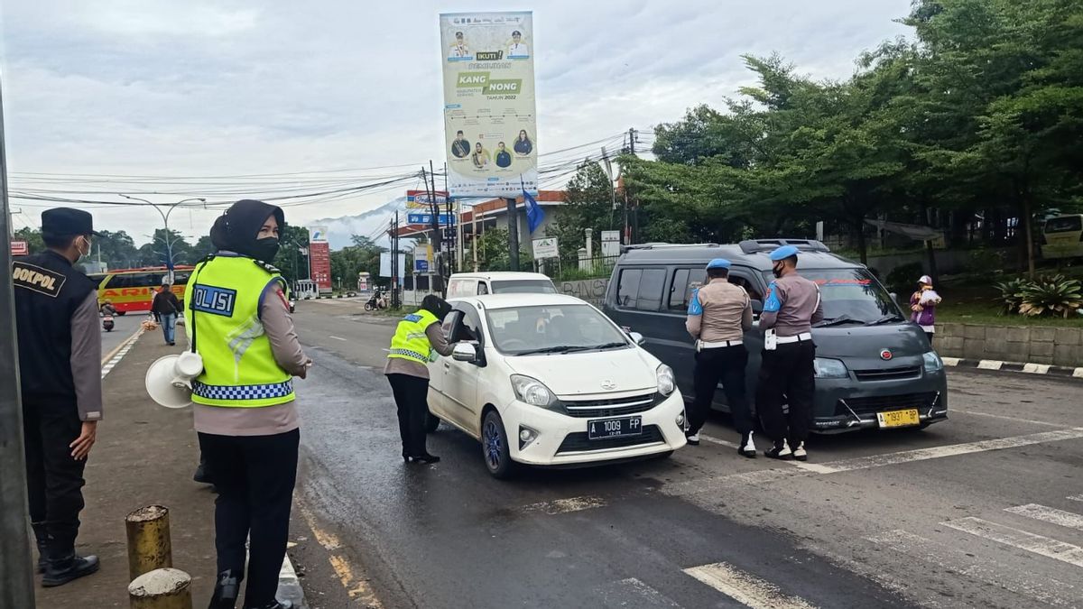 Ahead Of Lebaran Homecoming, Tangerang Metro Police Establish 9 Community Service Posts As Well As Vaccine Outlets