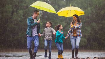 حفظ سلامة العائلة أثناء موسم الأمطار، يقدم الأطباء نصيحة للحفاظ على الصحة