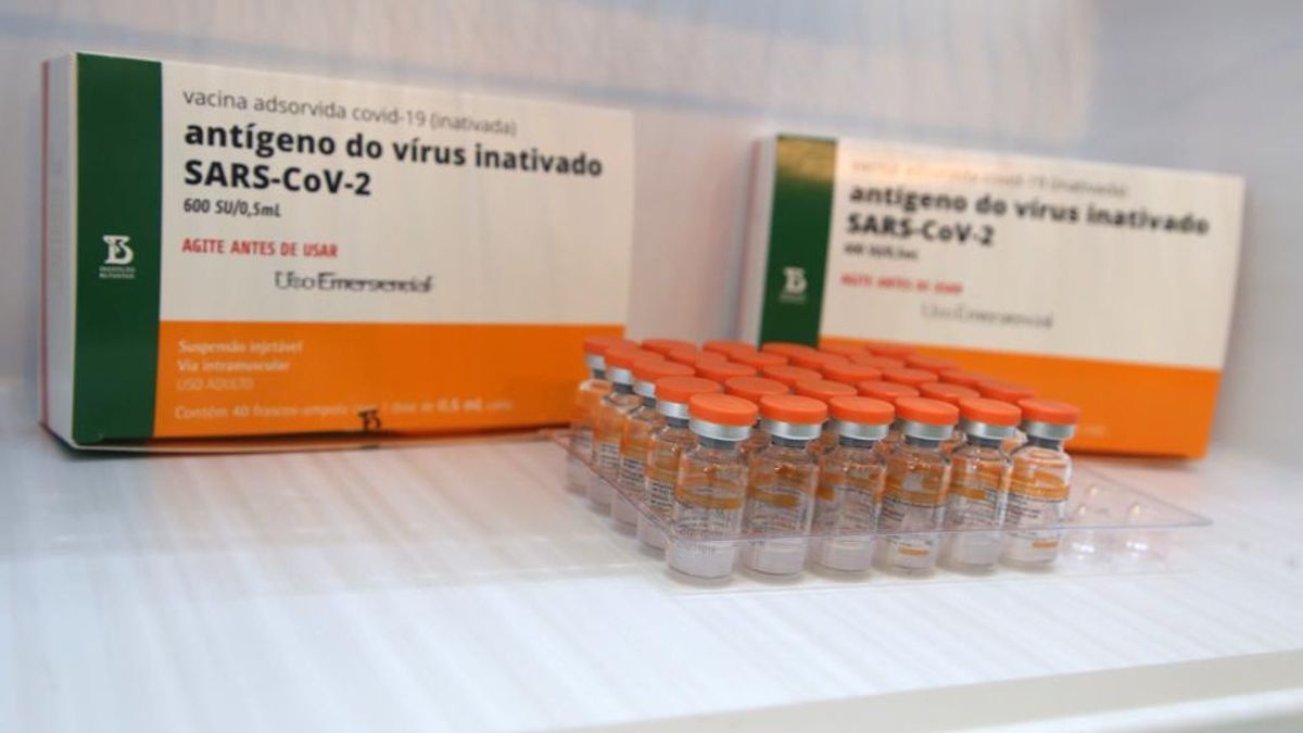 Tak Lagi Pakai Vaksin COVID-19 Sinovac, Malaysia Bakal Vaksin 70% Penduduk dengan Vaksin Pfizer