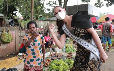 4 Potret Keseruan Puteri Indonesia, Ayuma Maulida Saat Mengunjungi Papua