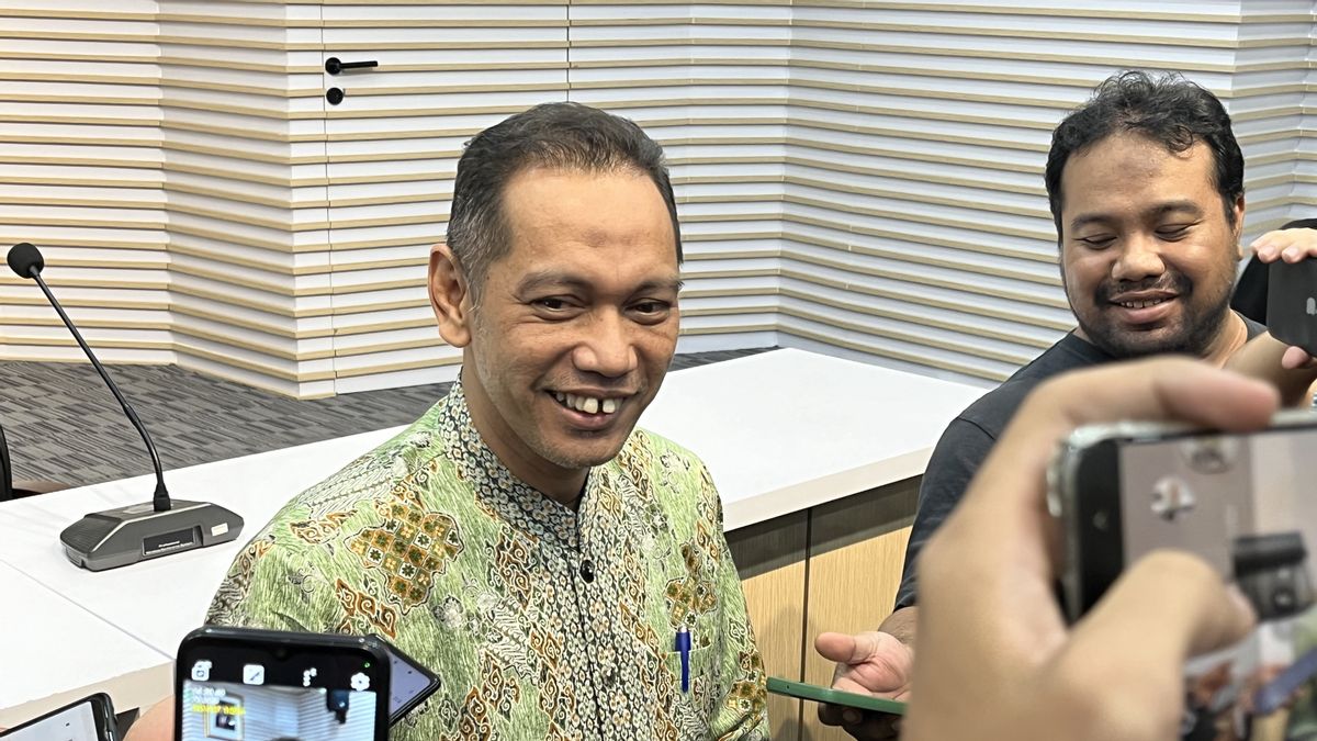 努鲁尔·古夫隆(Nurul Gufron)要求帮助将他的兄弟迁往东爪哇,前农业部秘书长:全部实现