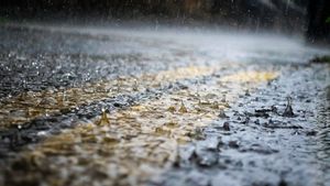 Prakiraan Cuaca Yogyakarta 24 Desember, Waspada Hujan Disertai Angin