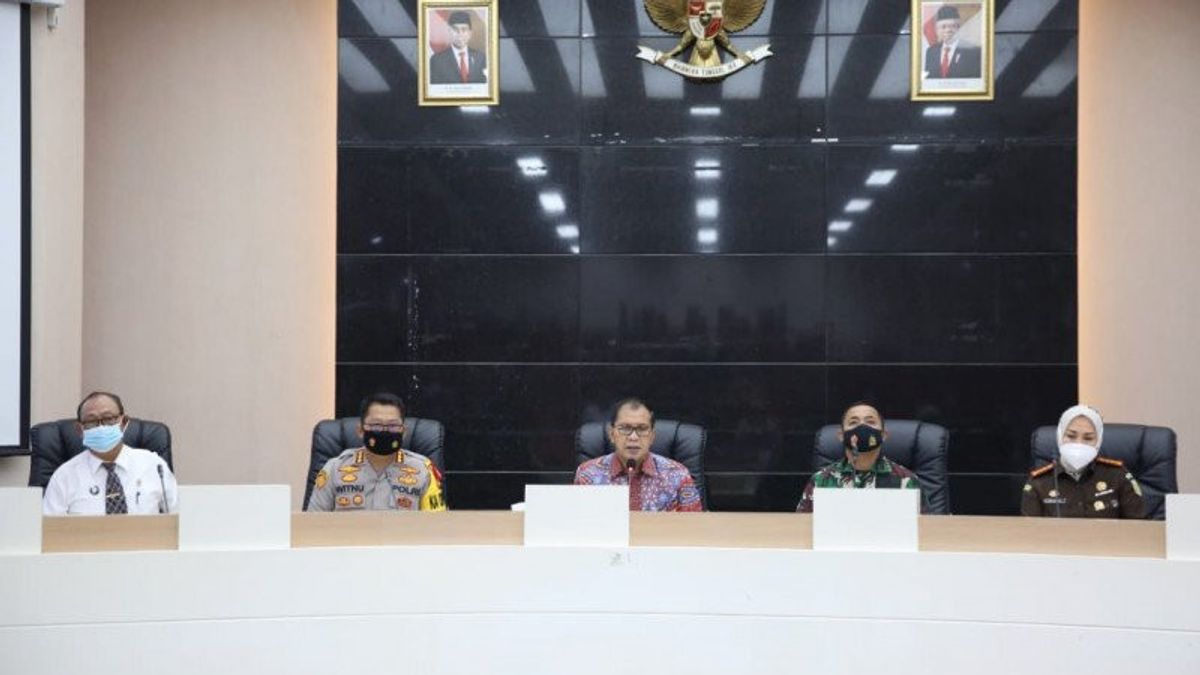 Makassar Mayor Danny Pomanto Confirms To Close Karebosi Field, Eid Prayers Will Be At Mosque