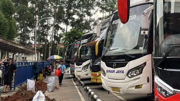 Ratusan Sopir dan Kernet Bus di Terminal Poris Plawad Jalani Tes Urine