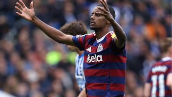 Alexander Isak Absen di Tur Asia Newcastle, Jadi Pindah ke Liverpool?