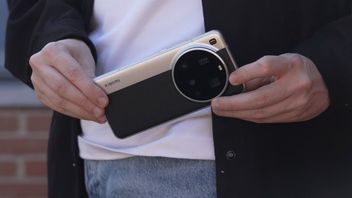 Xiaomi 15 Ultra、Android 16ベースのHyperOS 3アップデートをグローバルに受け取る