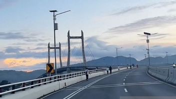 威胁司机并破坏建筑，BPJN Maluku禁止红白桥上的横幅