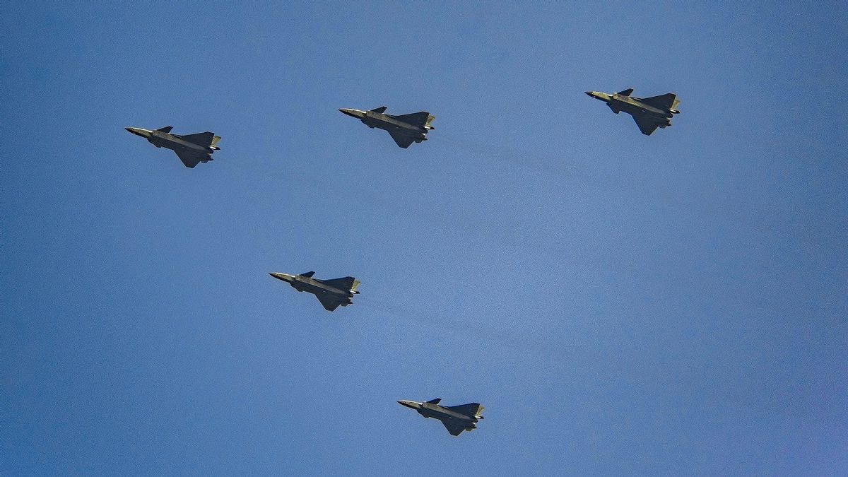Intimidation Of Taiwan, China Deploys 24 Fighter Jets To Bombers To Defense Identification Zone