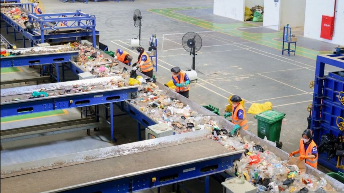 これがIKNのゴミ問題に対処する権限の努力です