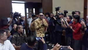 استجوب القاضي فيما يتعلق بالتبرع للانتخابات الرئاسية ، ساهروني ناسديم إجابة قصوى قدرها 1 مليار روبية إندونيسية