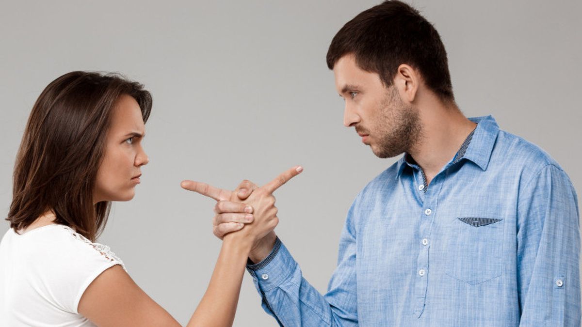 Verbal Violence In Paired Relations Triggers 7 Serious Psychological Impacts
