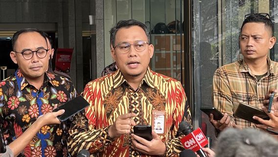 KPK Telisik Pertemuan Hasbi Hasan dengan Pihak Berperkara di MA Lewat Asisten Rumah Tangga