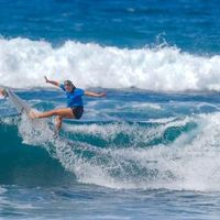 除了曼达利卡赛车场外，龙目岛还有供肾上腺素冲浪成瘾者使用的Seger海滩。
