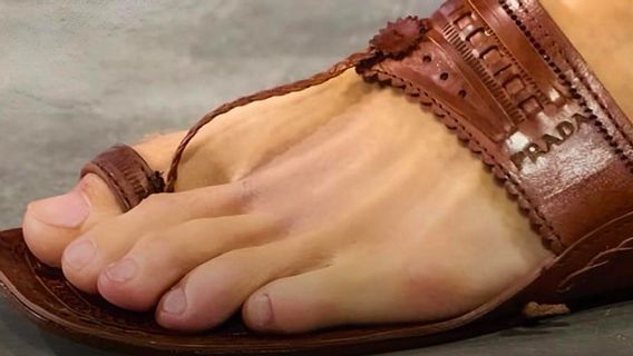 Tuai Controverse, Prada va bientôt sortir des sandales indiennes
