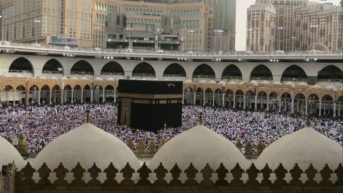 Looking Back At The Moments When Saudi Arabia Eliminated The Hajj
