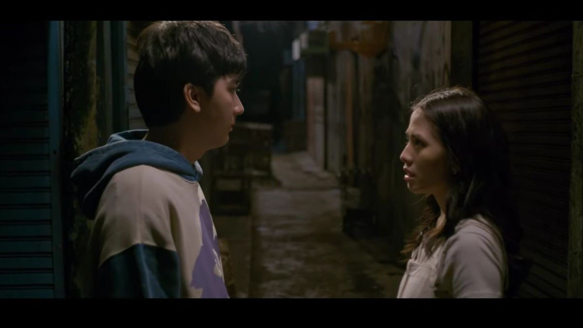 Review Film Bertaut Rindu: Romansa Remaja yang Manis Tapi Belum Sepenuhnya Matang