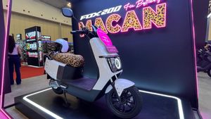 Motor Listrik Polytron Khusus Perempuan Hadir di IMOS, Intip Spesifikasinya