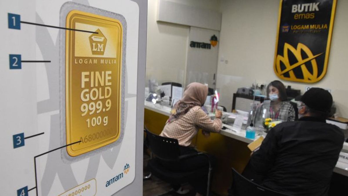 Harga Emas Antam Turun Lagi ke Rp1.060.000 per Gram, Perak Masih Tak Bergerak