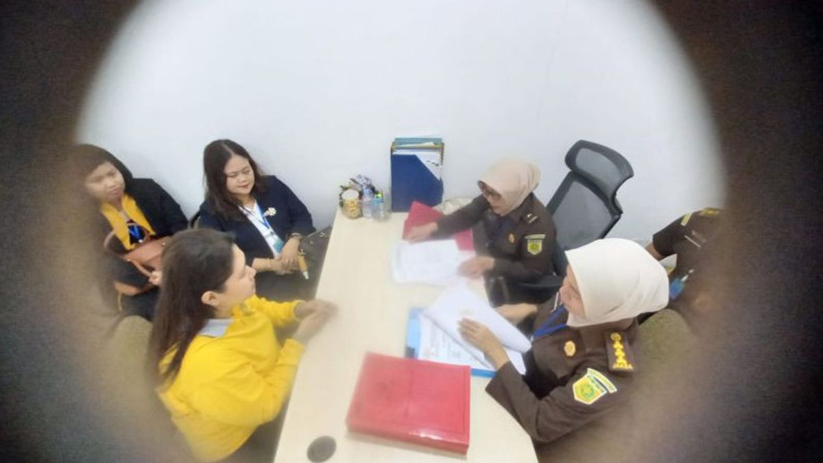 DIY Prosecutor's Office Hands Over Fictitious Investment Suspects To Yogyakarta Prosecutor's Office