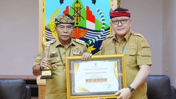 Terima APBD Award, Gubernur Optimistis PAD Kaltara Meningkat