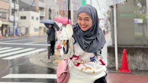 Usai Mediasi, Ria Ricis Bawa Anak Liburan ke Jepang