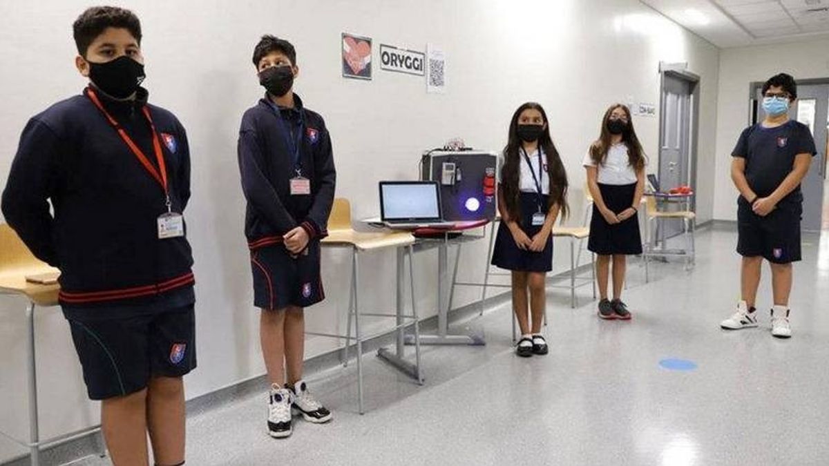 قوي! خمسة أطفال في المدارس الابتدائية في دبي يجدون أدوات تعقيم عملية لمنع COVID-19