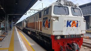 Tiket KA Selama Libur Natal dan Tahun Baru Masih Tersedia Ribuan Kursi